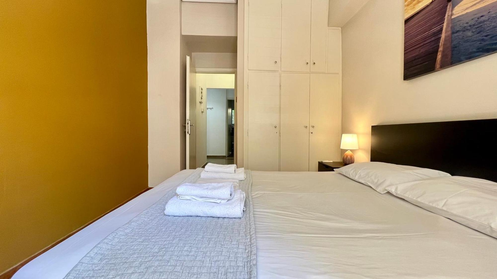 Modern & Cozy 51Sqm Apt In Thisseio Ateny Zewnętrze zdjęcie